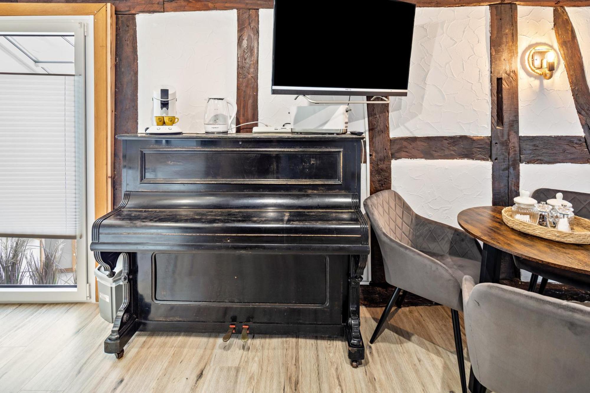 Im Fachwerk Apartment Алсфелд Екстериор снимка